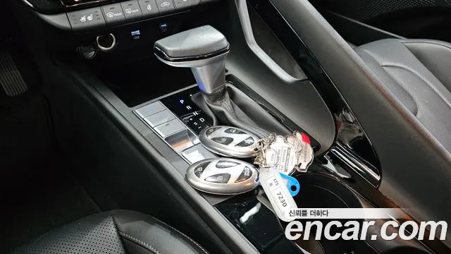 Hyundai Avante CN7 — Фото автомобиля 9