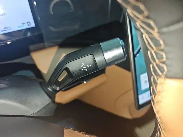 Geely Galaxy L7 — Фото автомобиля 13
