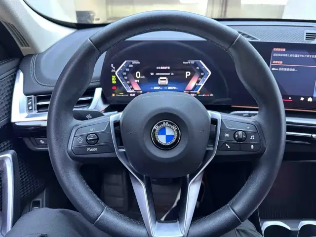 BMW X1 — Фото автомобиля 13