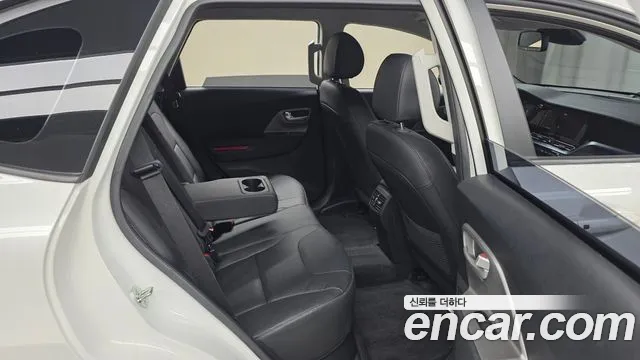Kia Niro Niro Plus Earth — Фото автомобиля 12