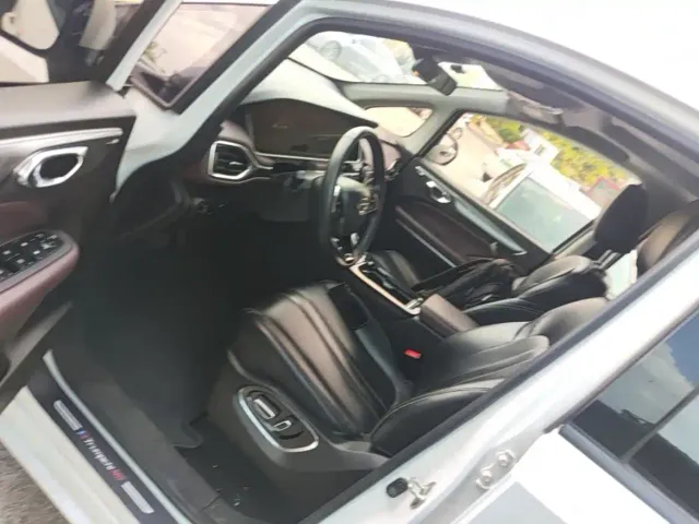 GAC Trumpchi M6 — Фото автомобиля 4