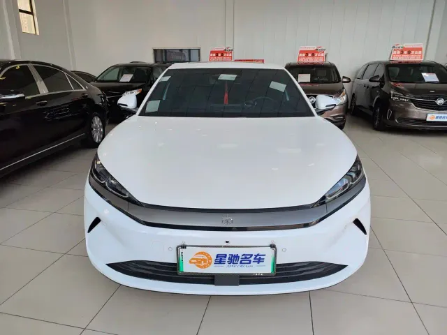 BYD Qin L — Фото автомобиля 2
