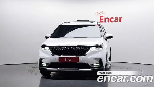Kia Canival Carnival 4 поколение Бензин 9 мест Signature — Фото автомобиля 3