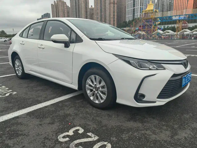 Toyota Corolla — Фото автомобиля 3