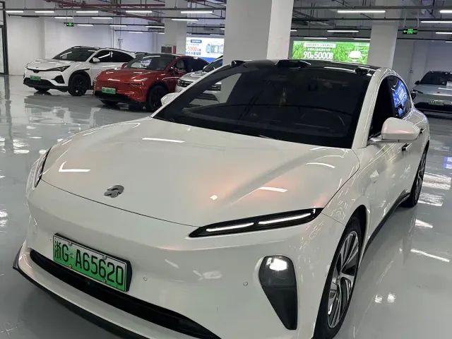 Фотография автомобиля — Nio ET5