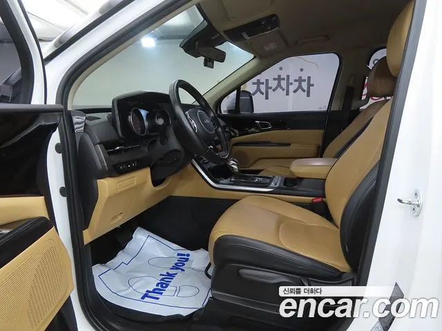 Kia Carnival 4th Gen — Фото автомобиля 5