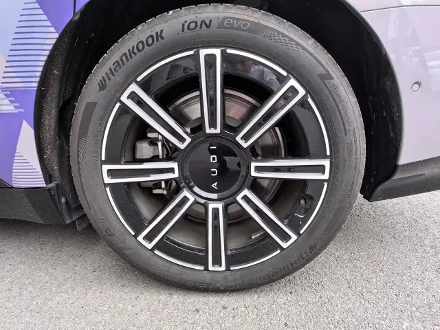 Audi E5 Sportback — Фото автомобиля 12