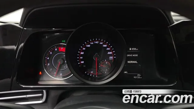 Hyundai AVANTE Avante (CN7) — Фото автомобиля 8