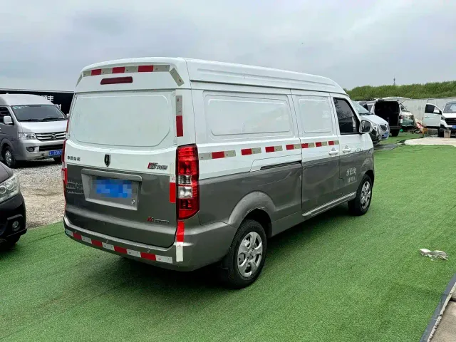 Jinbei New Hiace X30L — Фото автомобиля 5
