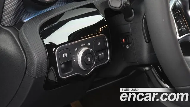 Mercedes-Benz A-Class W177 — Фото автомобиля 15