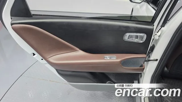 Hyundai Ioniq 6 — Фото автомобиля 14