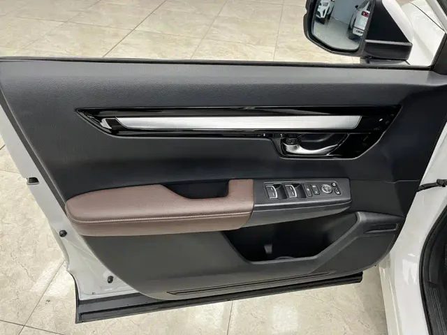 Honda CR-V — Фото автомобиля 16