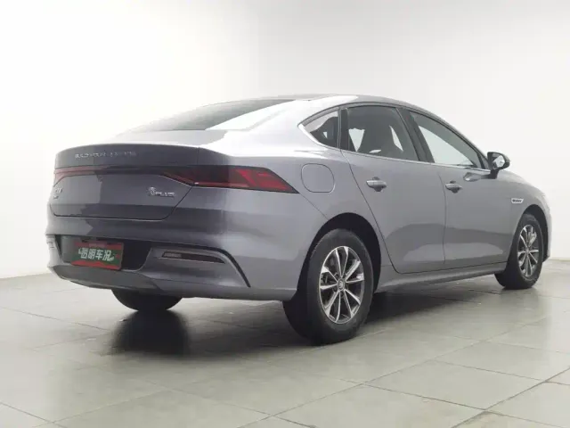 BYD Qin PLUS — Фото автомобиля 2