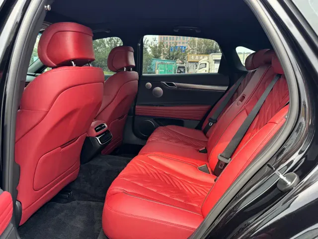 Genesis G80 — Фото автомобиля 15