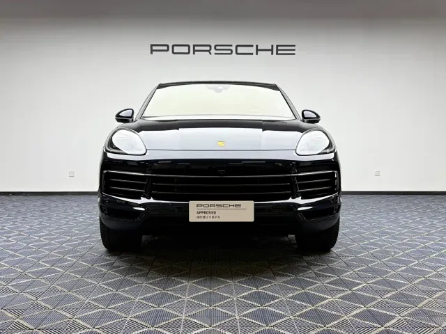 Porsche Cayenne — Фото автомобиля 17