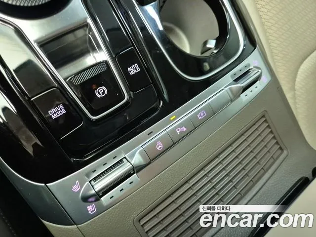 Kia Carnival 4th Gen — Фото автомобиля 16