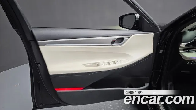 Hyundai Grandeur New — Фото автомобиля 13