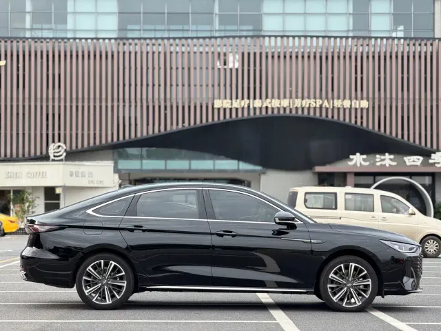 Chery Arrizo 8 PRO — Фото автомобиля 5