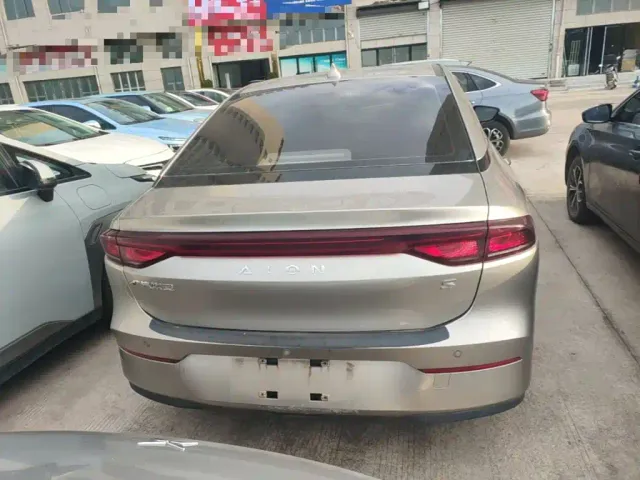 GAC Aion S — Фото автомобиля 5
