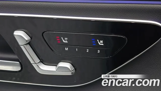 Mercedes-Benz E-Class — Фото автомобиля 27