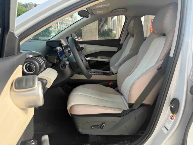 BYD Yuan PLUS — Фото автомобиля 5