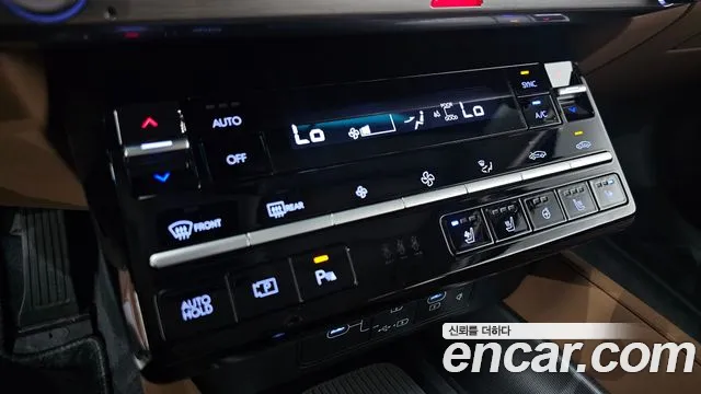 Hyundai Grandeur GN7 — Фото автомобиля 28