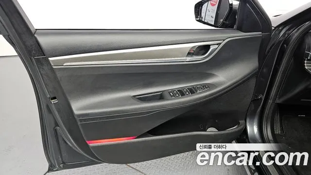 Hyundai Grandeur Новый Grandeur IG — Фото автомобиля 24