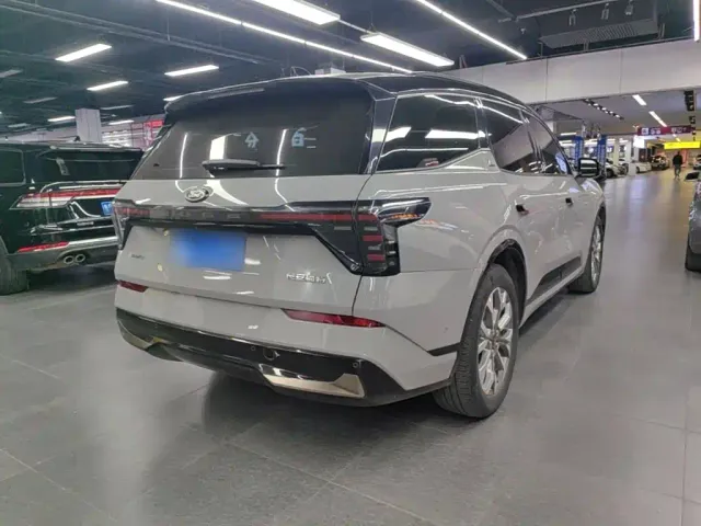 Ford Edge — Фото автомобиля 6