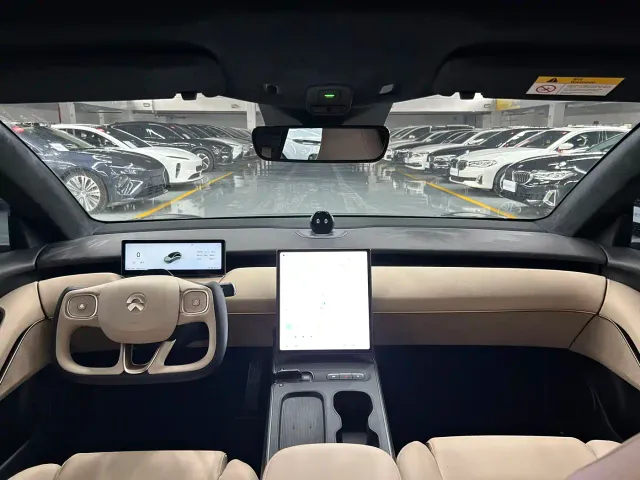 Nio ET5 Touring — Фото автомобиля 5