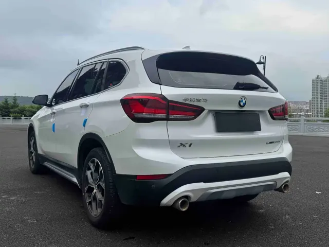 BMW X1 — Фото автомобиля 4