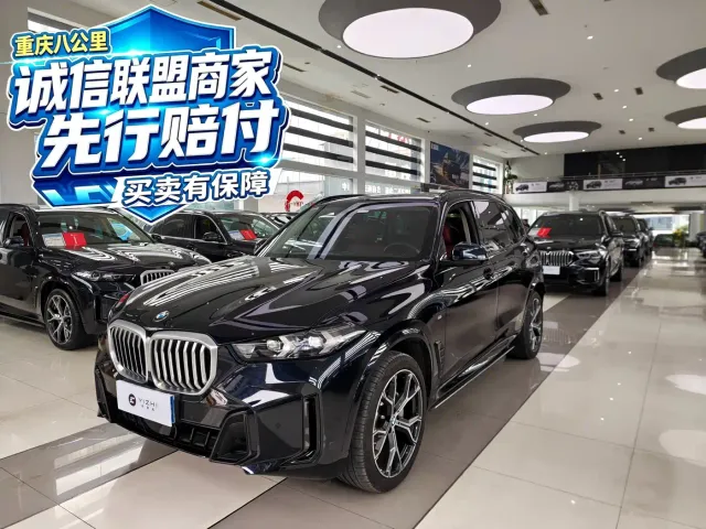 Фотография автомобиля — BMW X5