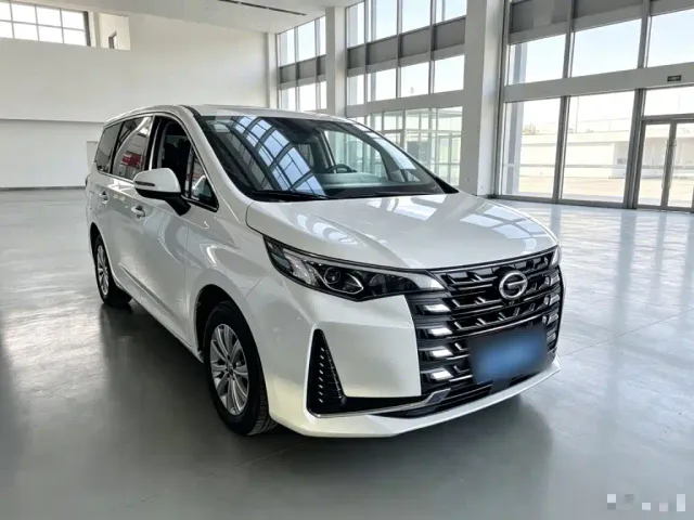 GAC Trumpchi M6 — Фото автомобиля 3