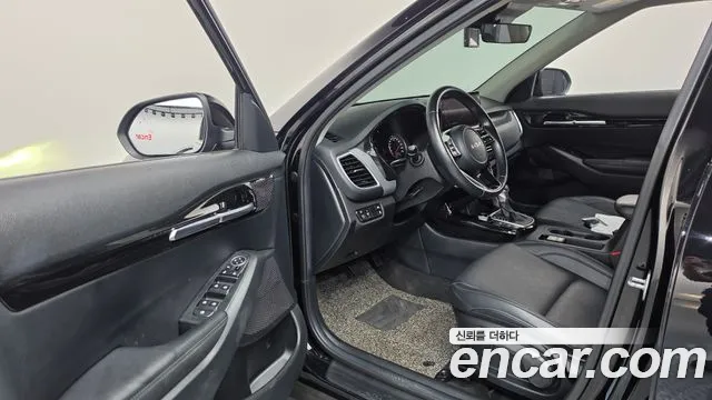 Kia Seltos Seltos Бензин 1.6 турбо 2WD — Фото автомобиля 8
