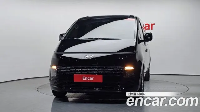Hyundai Staria Staria Карго 5 мест — Фото автомобиля 3