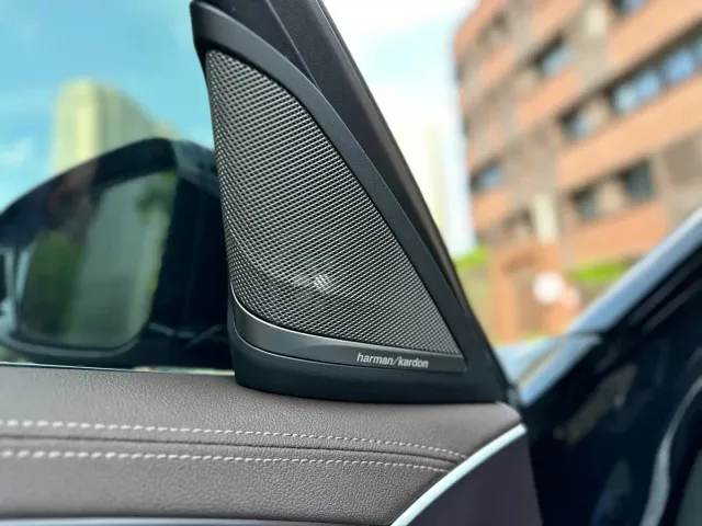 BMW 5 Series — Фото автомобиля 6