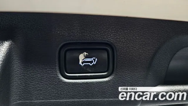 Hyundai Palisade Palisade Дизель 2.2 2WD — Фото автомобиля 18