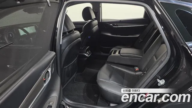 Hyundai Grandeur Grandeur (New) — Фото автомобиля 12