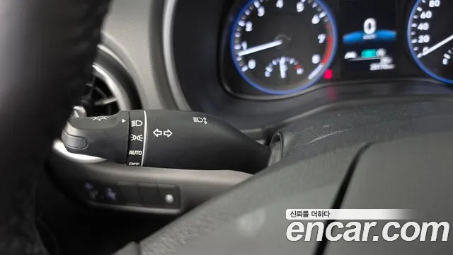 Hyundai Kona New — Фото автомобиля 29