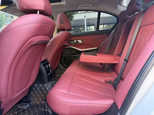 BMW 3 Series — Фото автомобиля 13