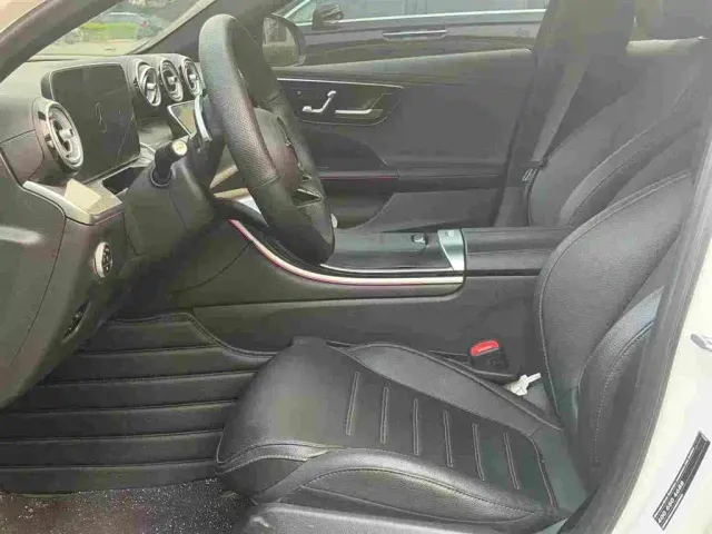 Mercedes-Benz C-Class — Фото автомобиля 3