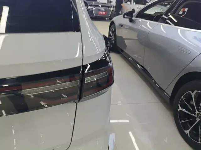 Volkswagen Tharu — Фото автомобиля 7