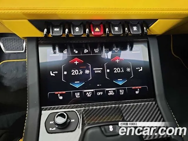 Lamborghini Urus — Фото автомобиля 10