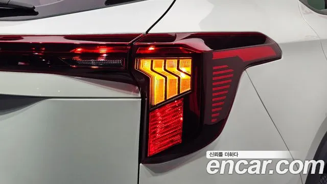 Kia Seltos New — Фото автомобиля 8