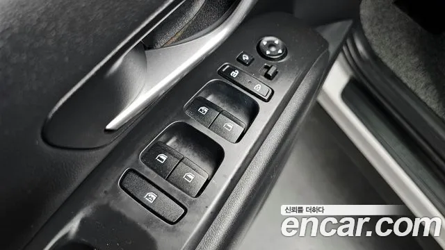Hyundai Tucson Tucson (NX4) Дизель 2.0 4WD — Фото автомобиля 19