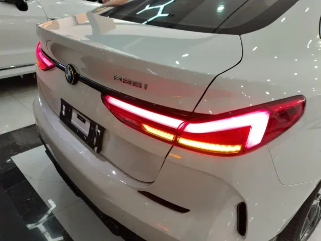 BMW 2 Series — Фото автомобиля 2