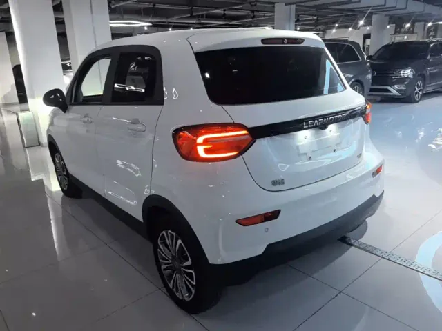 Leapmotor T03 — Фото автомобиля 4