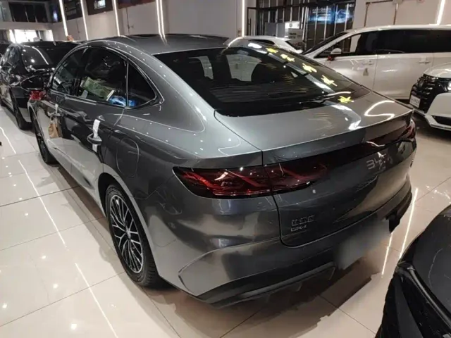 BYD Qin L — Фото автомобиля 4