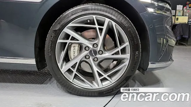 Genesis G90 Бензин 3.5 турбо AWD — Фото автомобиля 5