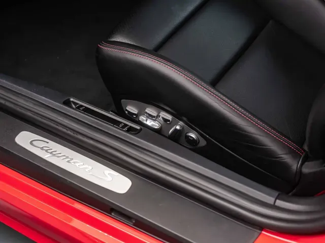 Porsche 718 — Фото автомобиля 15