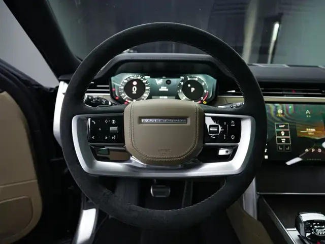Land Rover Range Rover — Фото автомобиля 15